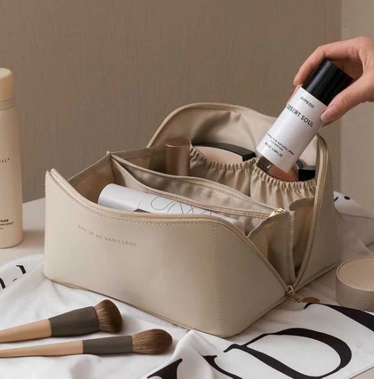 Bag Chic - Beleza Renovada em Qualquer Momento - Resistente à Água